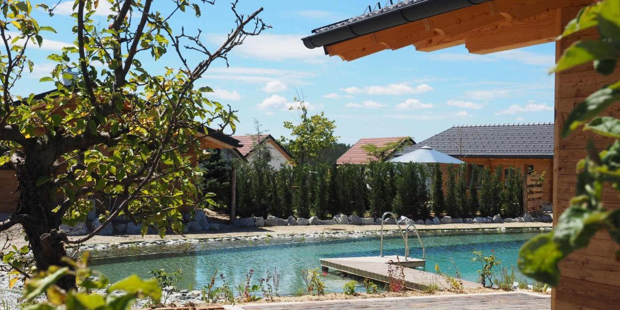 Kittenberger Chalets Am Gartensee Schiltern bei Langenlois エクステリア 写真