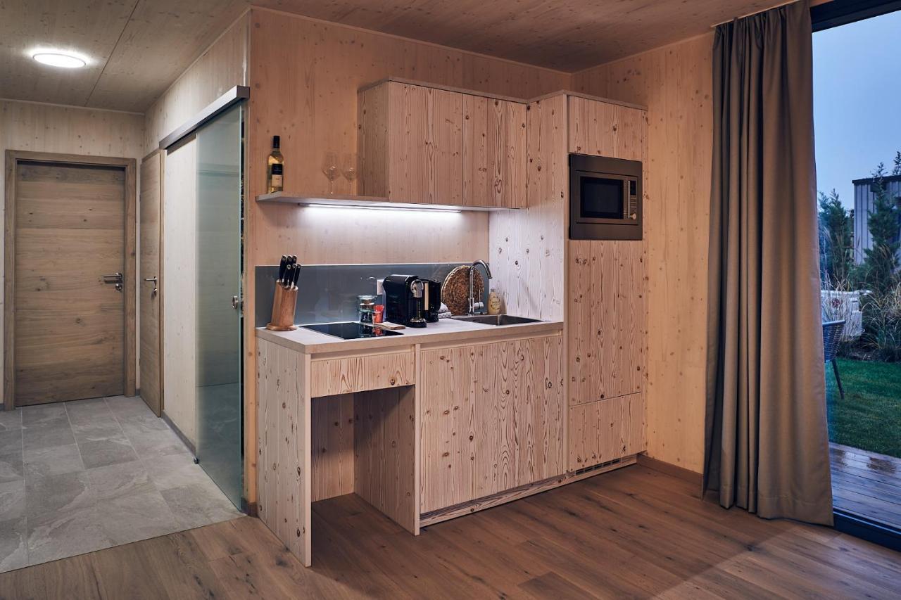 Kittenberger Chalets Am Gartensee Schiltern bei Langenlois エクステリア 写真